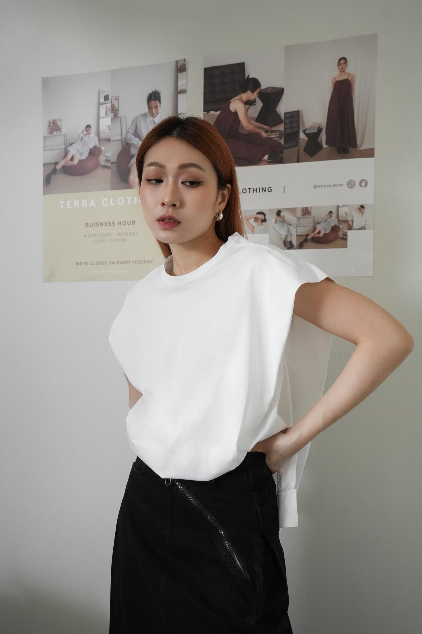 Elastic Basic Round Neck Top