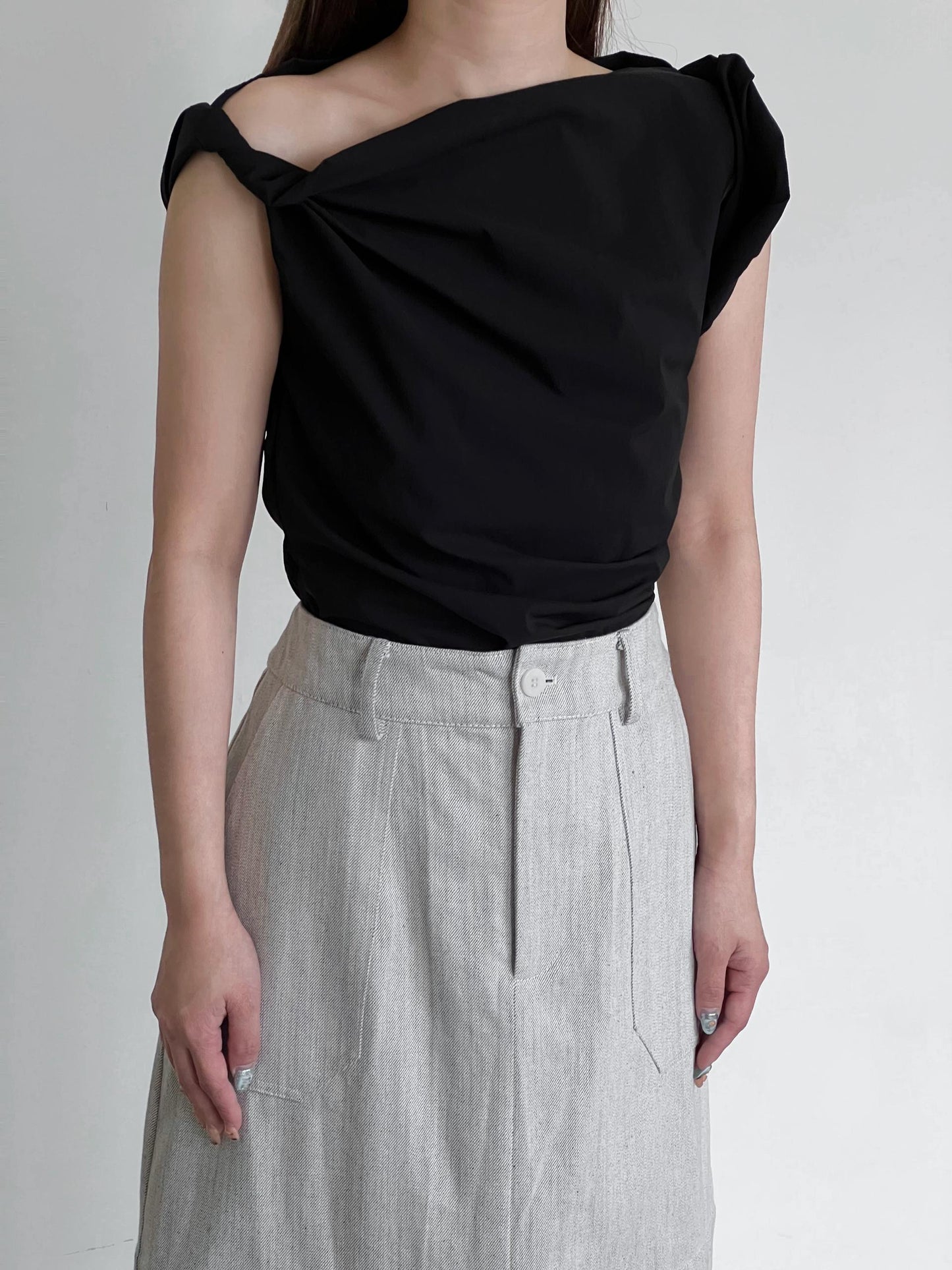 Fashionable One Shoulder Top