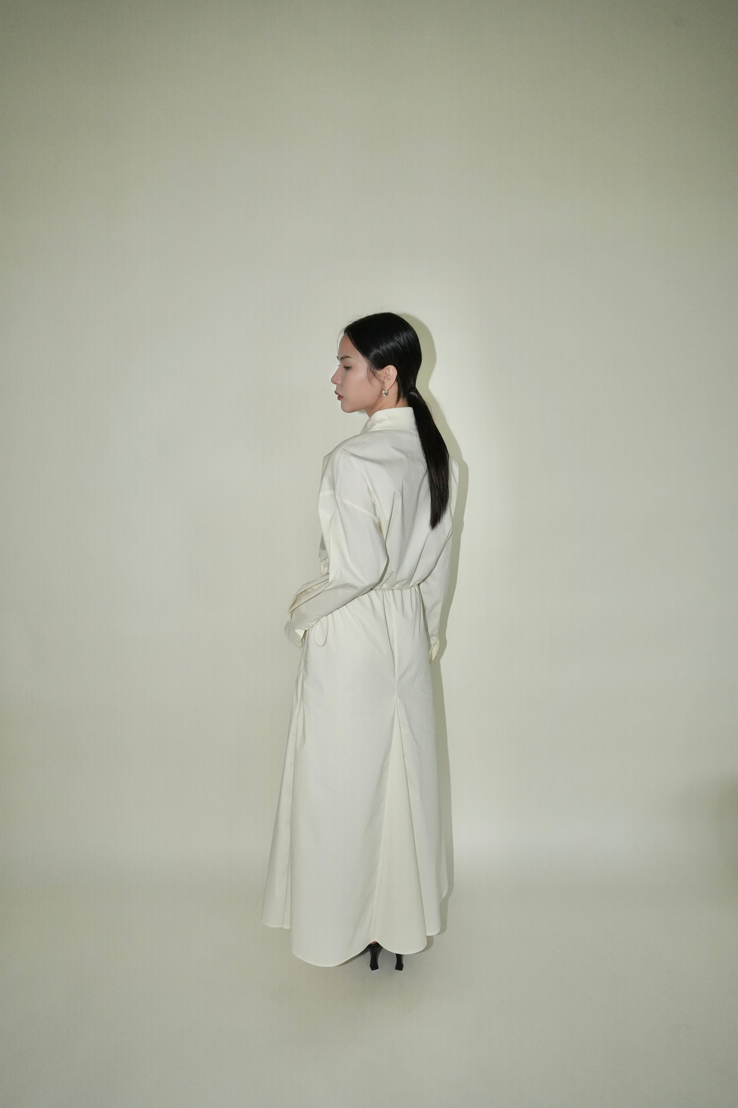 Adjustable-hem blouse