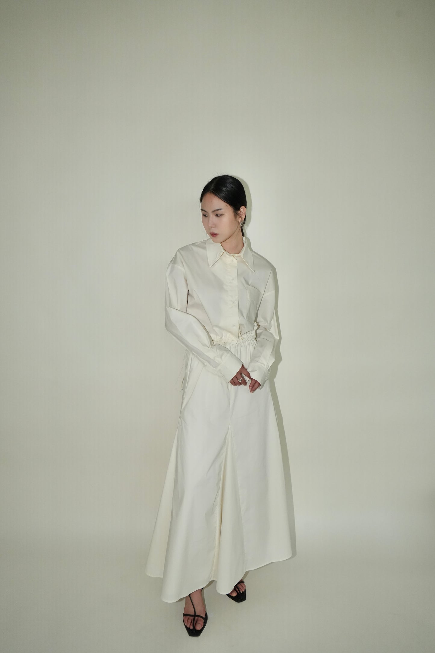 Adjustable-hem blouse