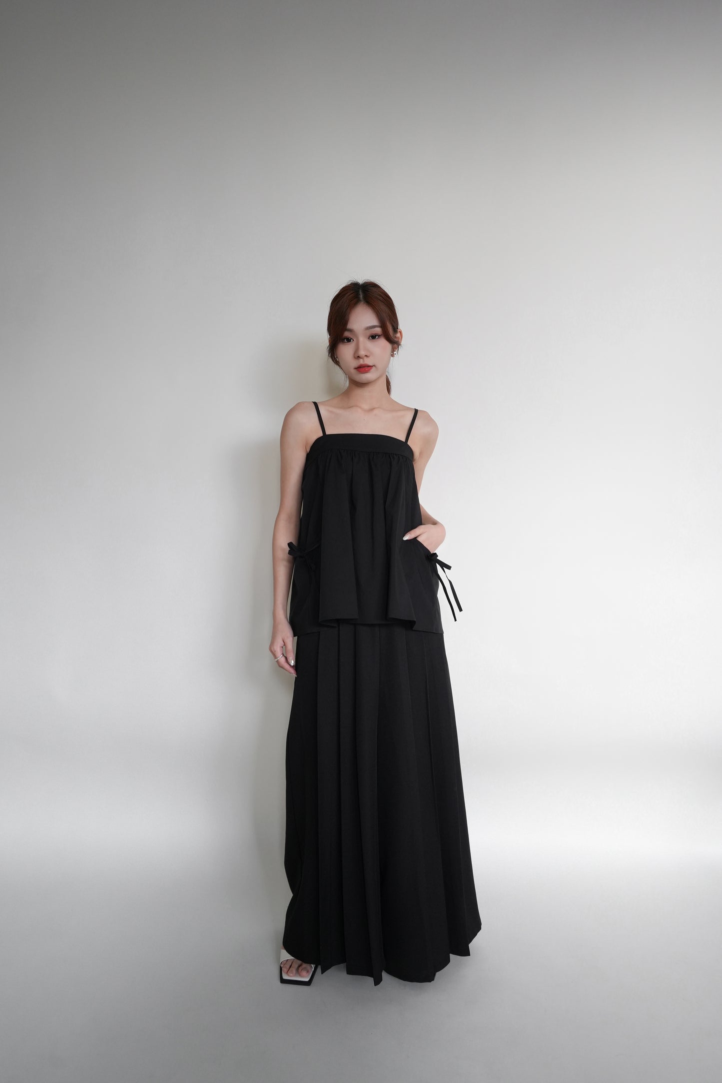 Pleated Wide Leg Pants