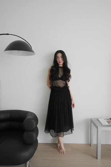 Lace Sleeveless Dress With Belt