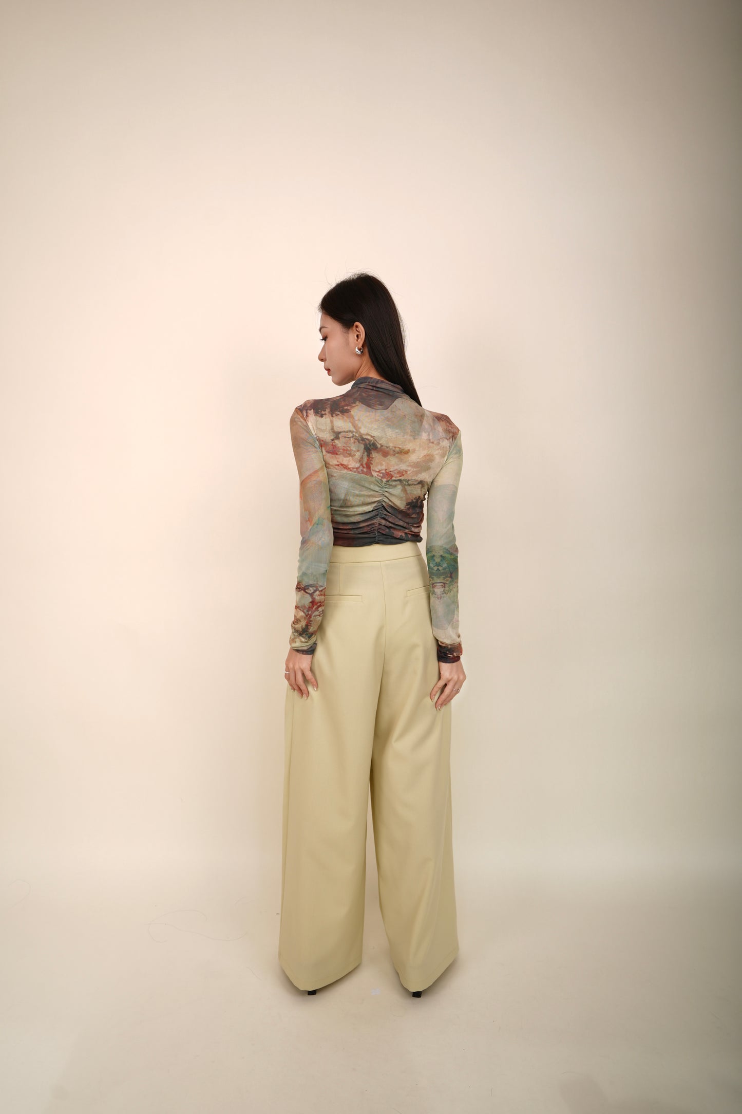 High Neck Smudge Print Mesh Top