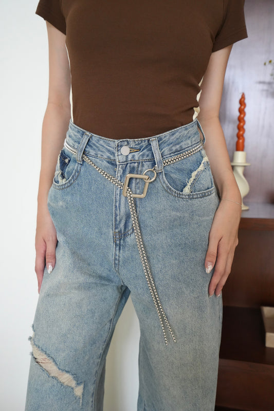 Vintage Jeans With Chain Belt