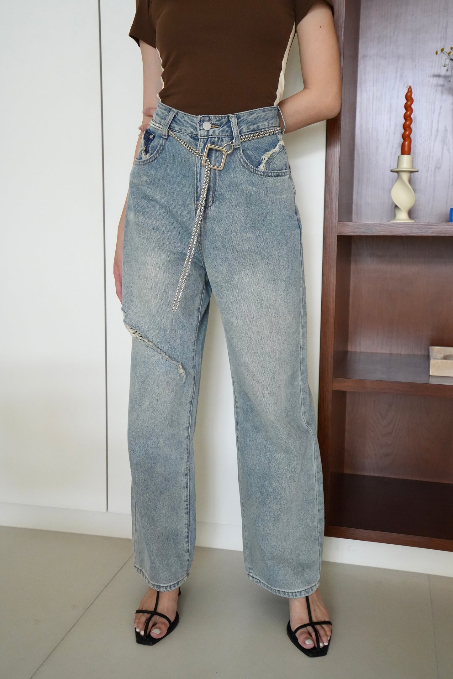 Vintage Jeans With Chain Belt