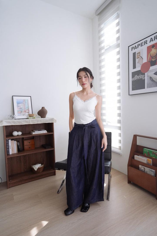 A-line loose fit trousers