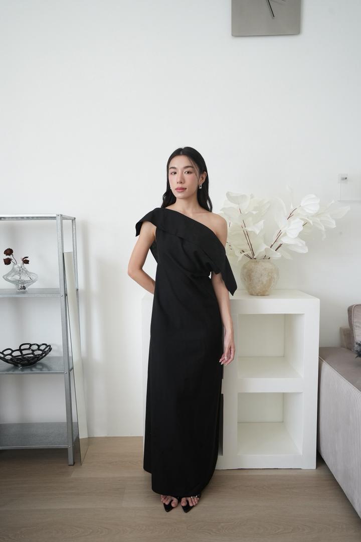 Strappy Evening Maxi Dress