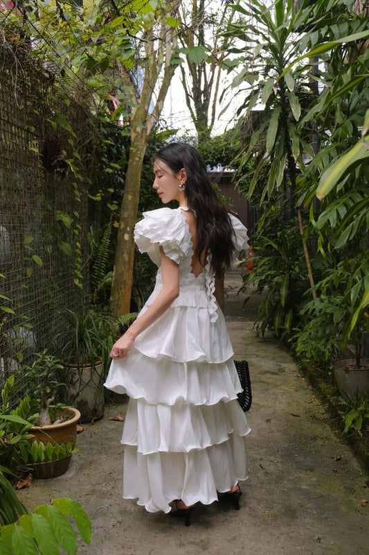 V -Neck Flowy Silhouette Dress