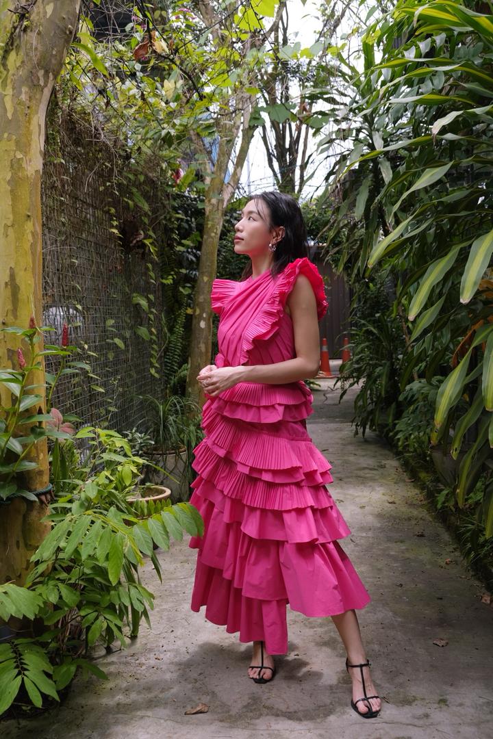 Flowy Silhouette Dress