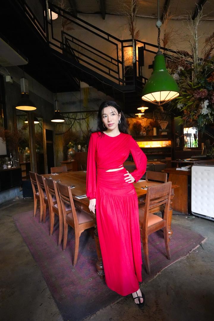 Long-Sleeve Dress With A Crinkled Texture