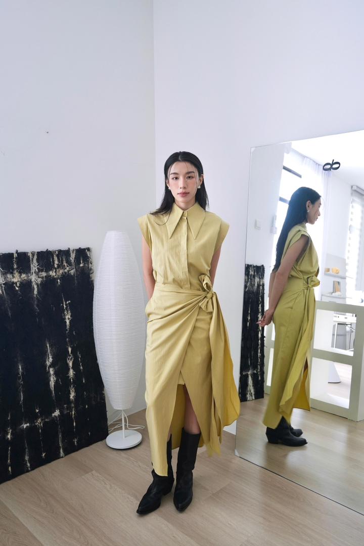 Collared Waist-tied dress