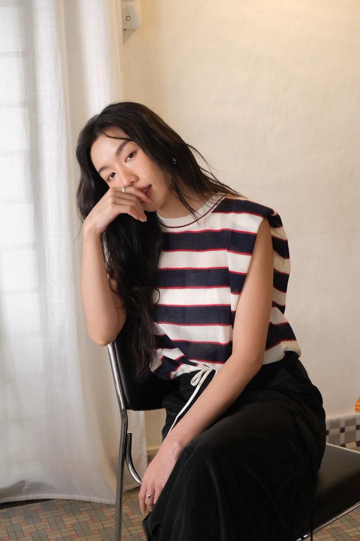 Striped drawstring-hem sleeveless top