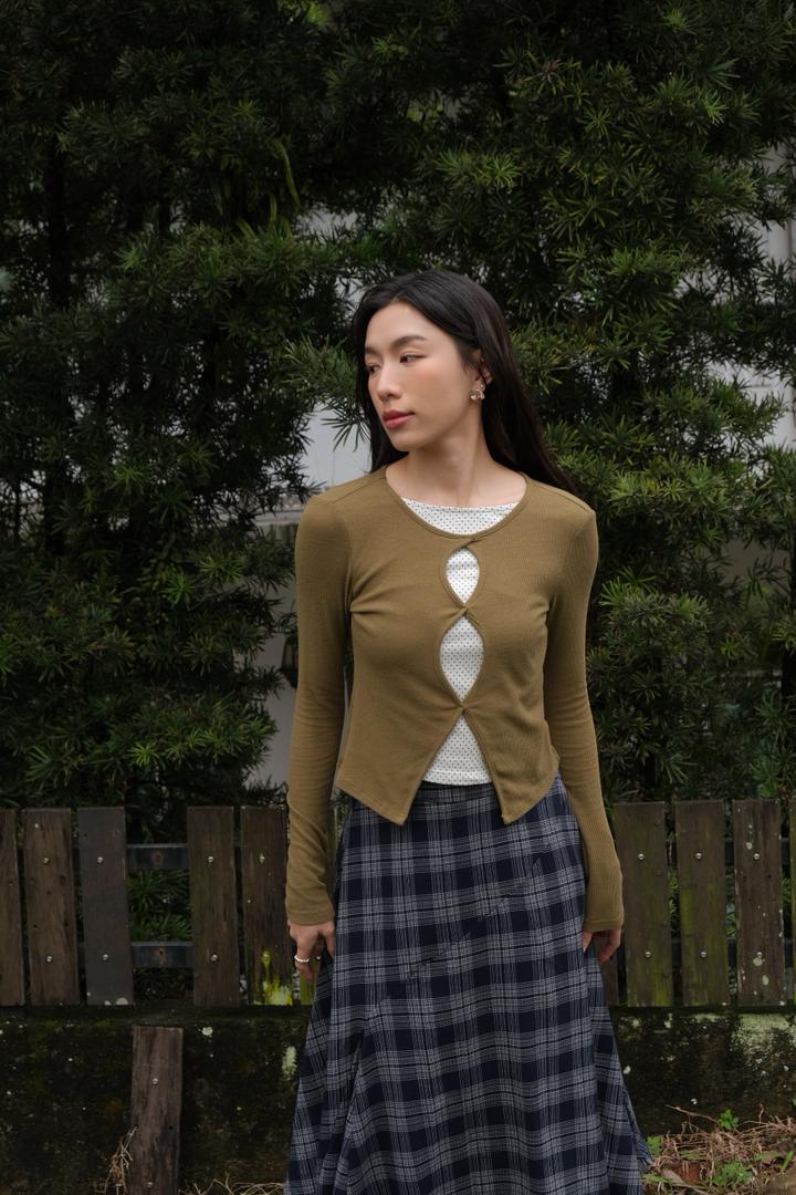 Polka Dot Knit Inner Layer Top