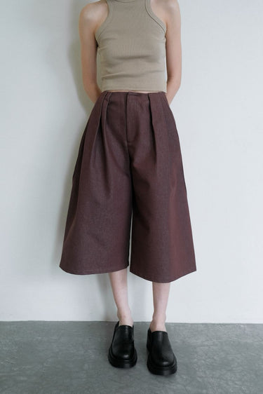 Pleated Bermuda Shorts